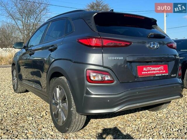 Сірий Хендай Kona Electric, об'ємом двигуна 0 л та пробігом 83 тис. км за 19900 $, фото 28 на Automoto.ua