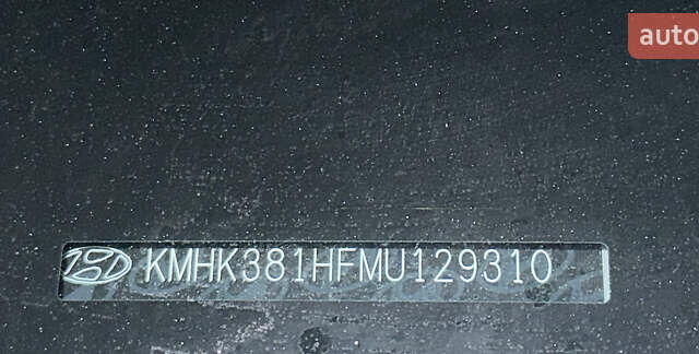 Серый Хендай Kona Electric, объемом двигателя 0 л и пробегом 63 тыс. км за 18450 $, фото 48 на Automoto.ua