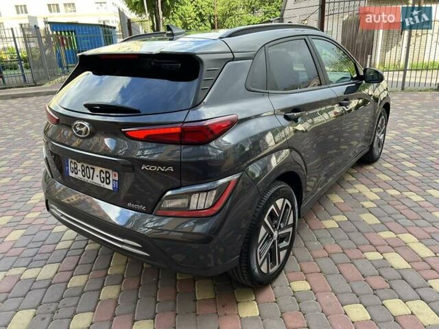 Сірий Хендай Kona Electric, об'ємом двигуна 0 л та пробігом 99 тис. км за 19999 $, фото 17 на Automoto.ua