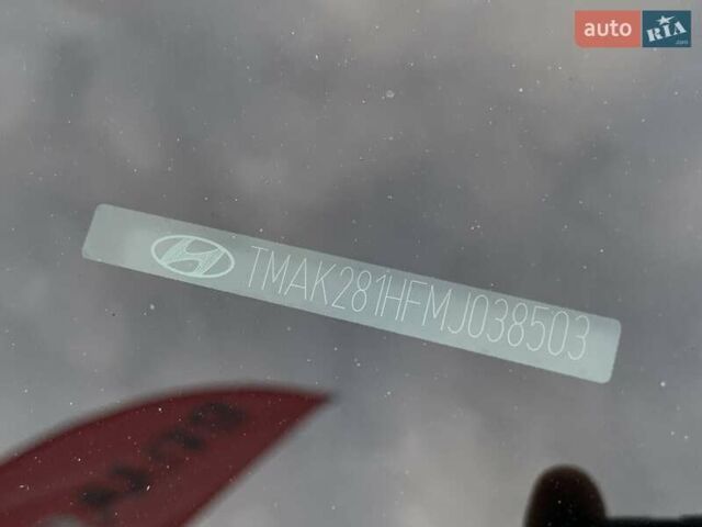 Сірий Хендай Kona Electric, об'ємом двигуна 0 л та пробігом 47 тис. км за 17355 $, фото 64 на Automoto.ua