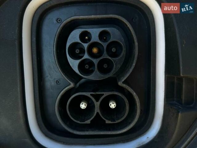 Сірий Хендай Kona Electric, об'ємом двигуна 0 л та пробігом 83 тис. км за 19900 $, фото 37 на Automoto.ua