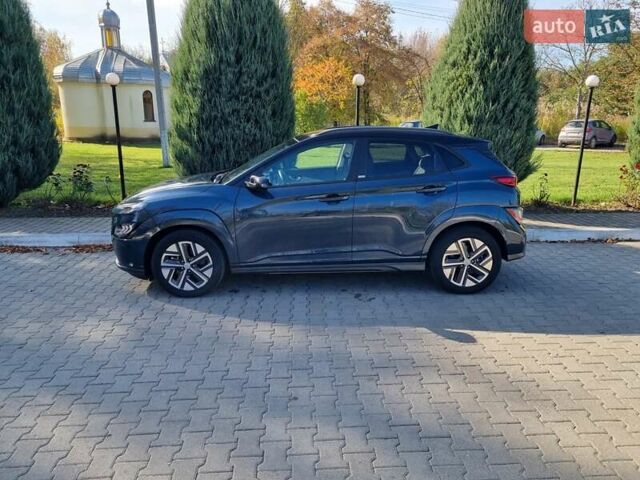 Серый Хендай Kona Electric, объемом двигателя 0 л и пробегом 42 тыс. км за 21500 $, фото 6 на Automoto.ua