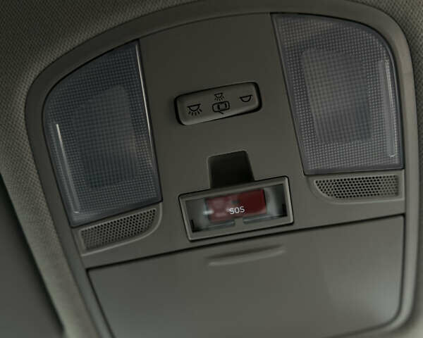 Серый Хендай Kona Electric, объемом двигателя 0 л и пробегом 63 тыс. км за 18450 $, фото 44 на Automoto.ua