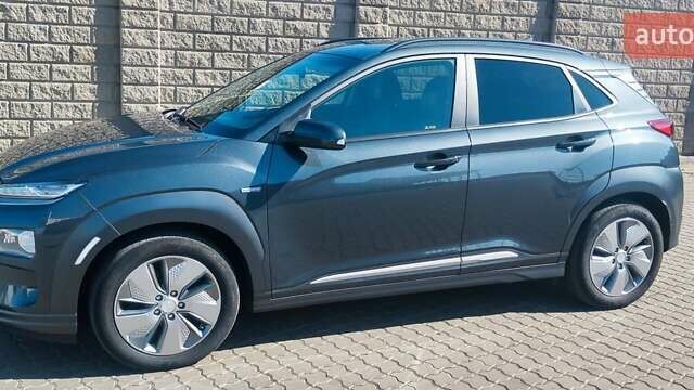 Сірий Хендай Kona Electric, об'ємом двигуна 0 л та пробігом 134 тис. км за 17800 $, фото 6 на Automoto.ua