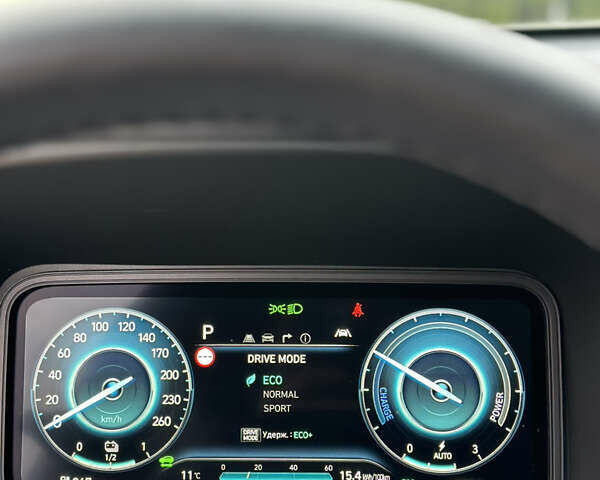 Серый Хендай Kona Electric, объемом двигателя 0 л и пробегом 63 тыс. км за 18450 $, фото 21 на Automoto.ua