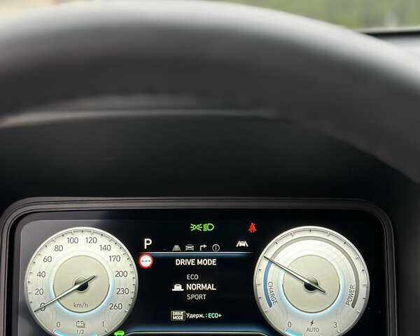 Серый Хендай Kona Electric, объемом двигателя 0 л и пробегом 63 тыс. км за 18450 $, фото 22 на Automoto.ua