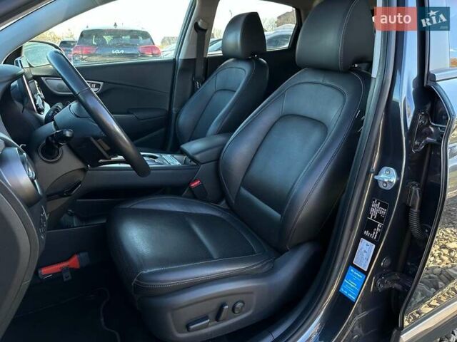 Сірий Хендай Kona Electric, об'ємом двигуна 0 л та пробігом 83 тис. км за 19900 $, фото 6 на Automoto.ua