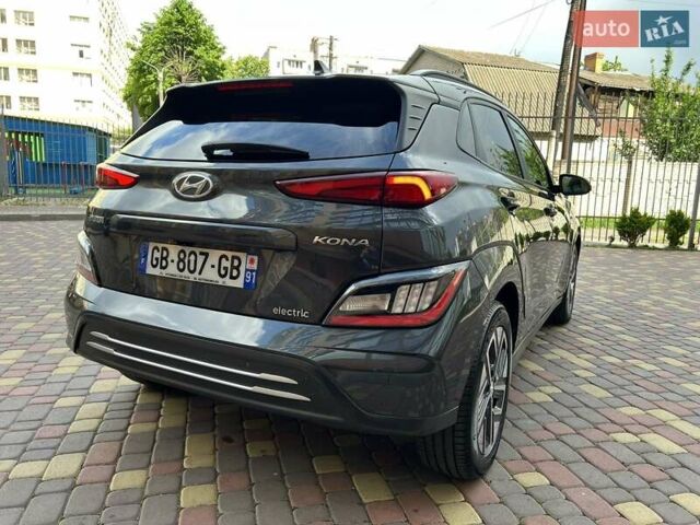 Сірий Хендай Kona Electric, об'ємом двигуна 0 л та пробігом 99 тис. км за 19999 $, фото 6 на Automoto.ua