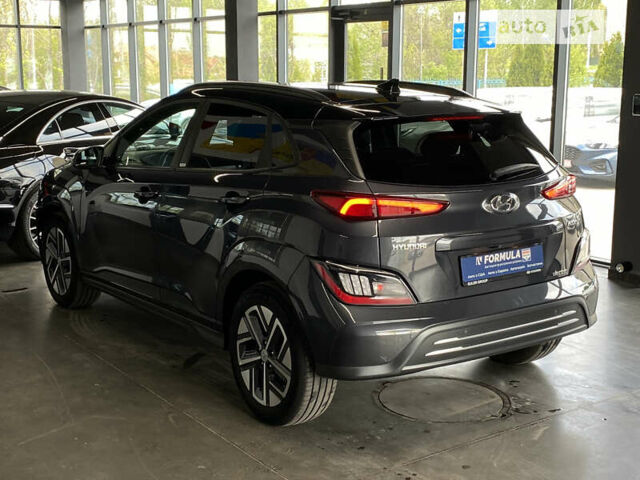 Сірий Хендай Kona Electric, об'ємом двигуна 0 л та пробігом 35 тис. км за 25646 $, фото 10 на Automoto.ua