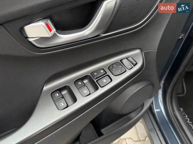 Сірий Хендай Kona Electric, об'ємом двигуна 0 л та пробігом 37 тис. км за 18100 $, фото 21 на Automoto.ua