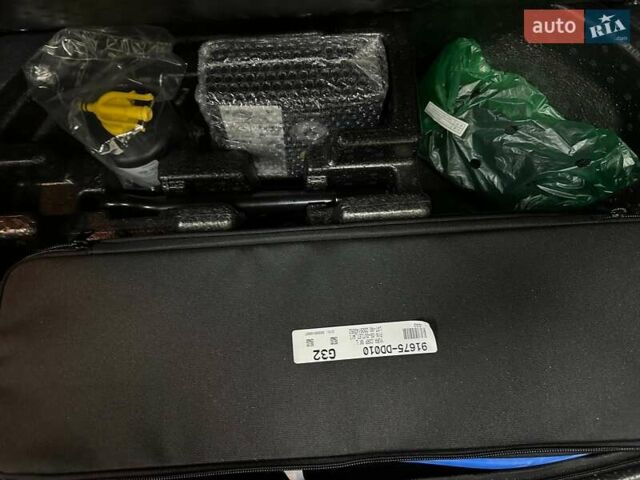 Серый Хендай Kona Electric, объемом двигателя 0 л и пробегом 65 тыс. км за 19900 $, фото 77 на Automoto.ua