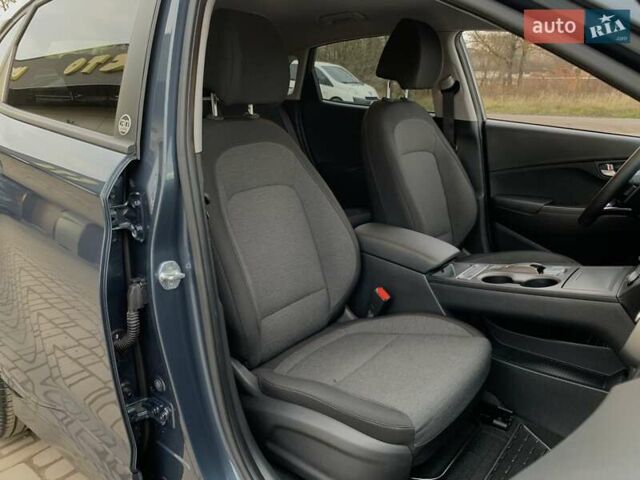 Сірий Хендай Kona Electric, об'ємом двигуна 0 л та пробігом 47 тис. км за 17355 $, фото 37 на Automoto.ua