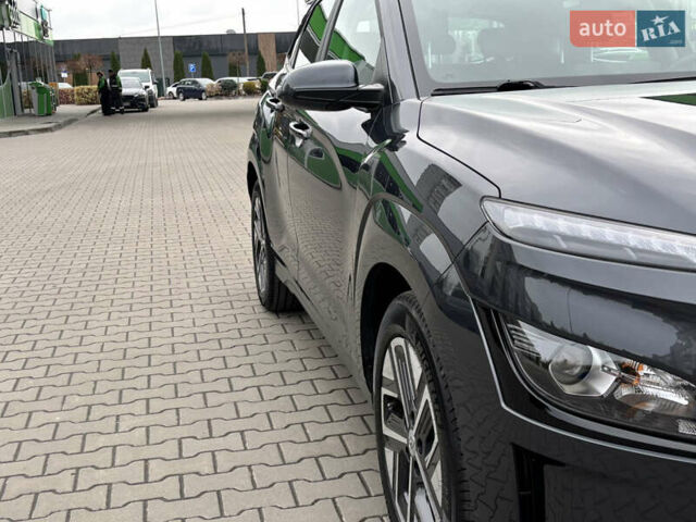 Сірий Хендай Kona Electric, об'ємом двигуна 0 л та пробігом 52 тис. км за 16450 $, фото 13 на Automoto.ua