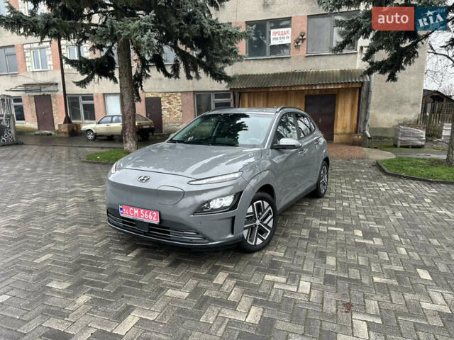Сірий Хендай Kona Electric, об'ємом двигуна 0 л та пробігом 44 тис. км за 17600 $, фото 2 на Automoto.ua