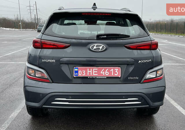 Сірий Хендай Kona Electric, об'ємом двигуна 0 л та пробігом 103 тис. км за 19700 $, фото 4 на Automoto.ua