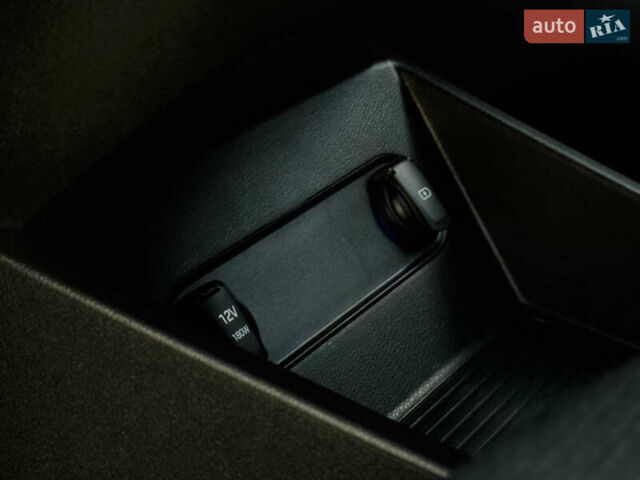 Серый Хендай Kona Electric, объемом двигателя 0 л и пробегом 80 тыс. км за 20700 $, фото 50 на Automoto.ua