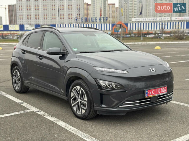 Серый Хендай Kona Electric, объемом двигателя 0 л и пробегом 50 тыс. км за 18500 $, фото 14 на Automoto.ua