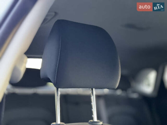 Серый Хендай Kona Electric, объемом двигателя 0 л и пробегом 80 тыс. км за 20700 $, фото 66 на Automoto.ua