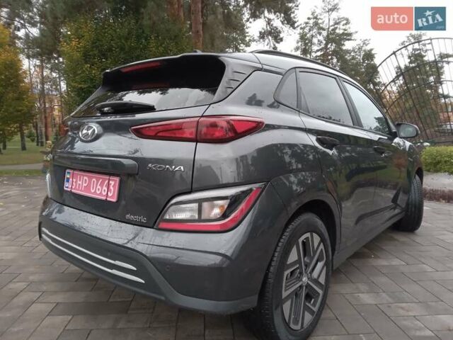Сірий Хендай Kona Electric, об'ємом двигуна 0 л та пробігом 59 тис. км за 16890 $, фото 13 на Automoto.ua