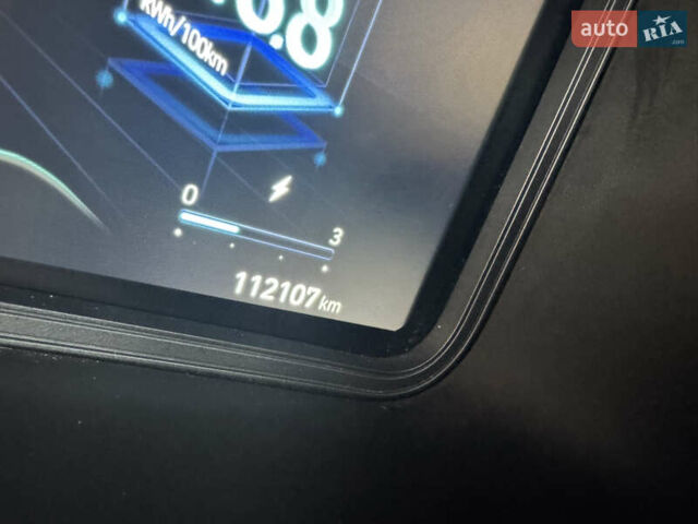 Серый Хендай Kona Electric, объемом двигателя 0 л и пробегом 112 тыс. км за 18999 $, фото 49 на Automoto.ua