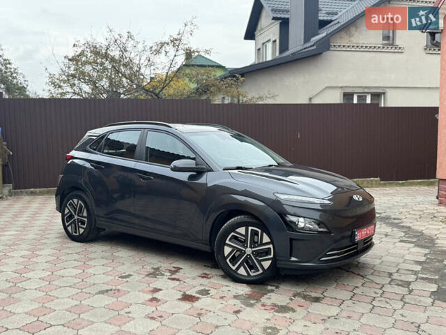 Сірий Хендай Kona Electric, об'ємом двигуна 0 л та пробігом 112 тис. км за 18999 $, фото 57 на Automoto.ua