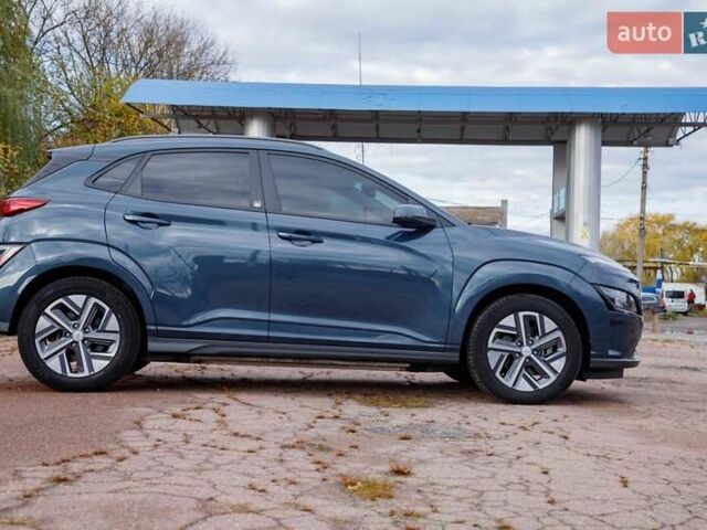 Серый Хендай Kona Electric, объемом двигателя 0 л и пробегом 46 тыс. км за 17950 $, фото 11 на Automoto.ua