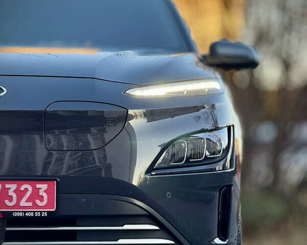Сірий Хендай Kona Electric, об'ємом двигуна 0 л та пробігом 69 тис. км за 20700 $, фото 23 на Automoto.ua