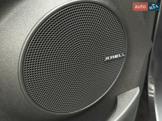 Серый Хендай Kona Electric, объемом двигателя 0 л и пробегом 50 тыс. км за 18500 $, фото 6 на Automoto.ua