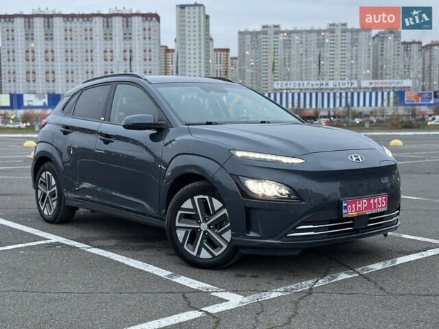 Сірий Хендай Kona Electric, об'ємом двигуна 0 л та пробігом 55 тис. км за 18500 $, фото 64 на Automoto.ua