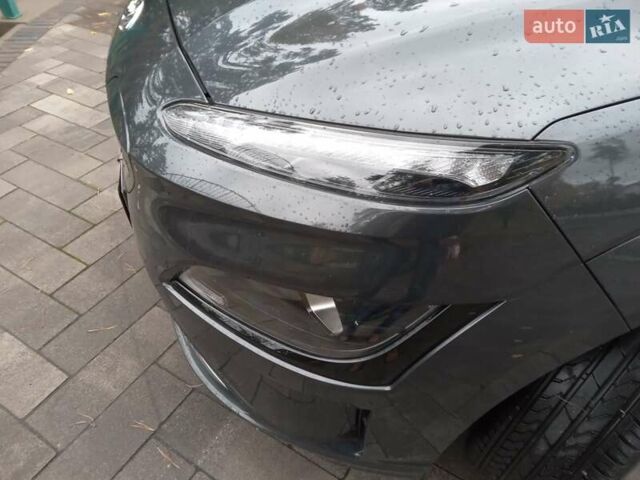 Сірий Хендай Kona Electric, об'ємом двигуна 0 л та пробігом 59 тис. км за 16890 $, фото 55 на Automoto.ua