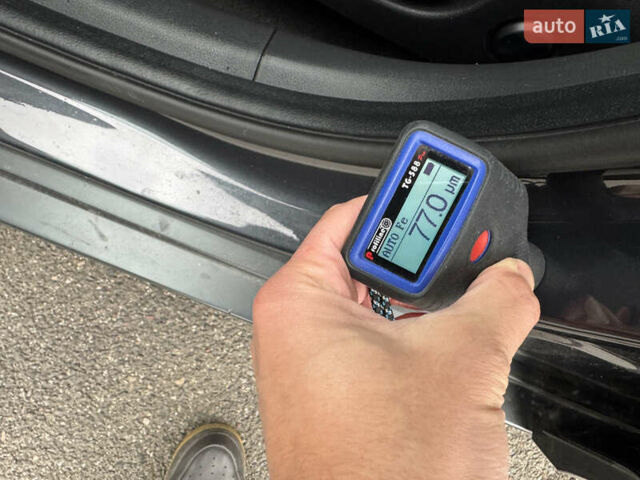 Серый Хендай Kona Electric, объемом двигателя 0 л и пробегом 50 тыс. км за 18500 $, фото 55 на Automoto.ua