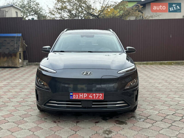 Сірий Хендай Kona Electric, об'ємом двигуна 0 л та пробігом 112 тис. км за 18999 $, фото 2 на Automoto.ua