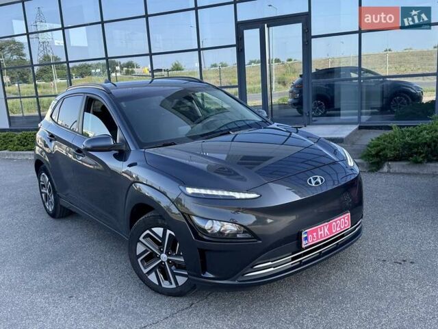Сірий Хендай Kona Electric, об'ємом двигуна 0 л та пробігом 80 тис. км за 16900 $, фото 3 на Automoto.ua
