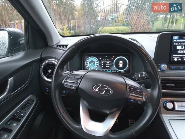 Сірий Хендай Kona Electric, об'ємом двигуна 0 л та пробігом 59 тис. км за 16890 $, фото 49 на Automoto.ua