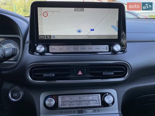 Серый Хендай Kona Electric, объемом двигателя 0 л и пробегом 115 тыс. км за 20600 $, фото 36 на Automoto.ua