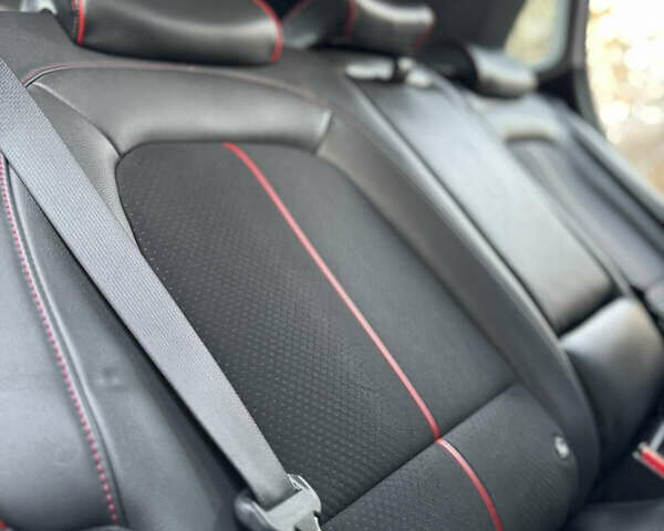 Сірий Хендай Kona Electric, об'ємом двигуна 0 л та пробігом 69 тис. км за 20700 $, фото 93 на Automoto.ua