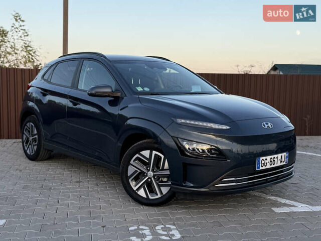 Сірий Хендай Kona Electric, об'ємом двигуна 0 л та пробігом 41 тис. км за 18650 $, фото 12 на Automoto.ua