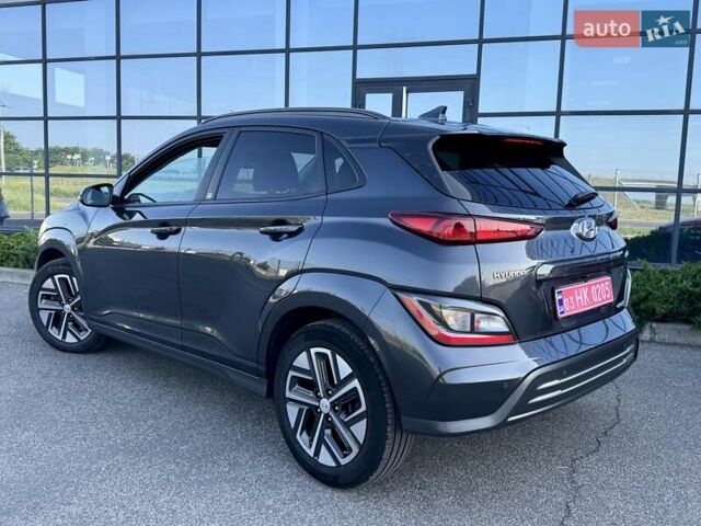 Сірий Хендай Kona Electric, об'ємом двигуна 0 л та пробігом 80 тис. км за 16900 $, фото 1 на Automoto.ua