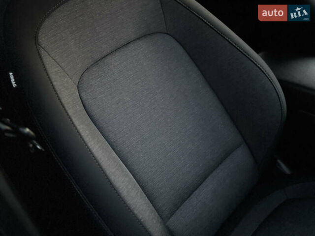 Серый Хендай Kona Electric, объемом двигателя 0 л и пробегом 80 тыс. км за 20700 $, фото 65 на Automoto.ua