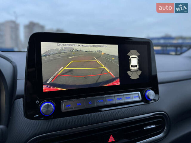 Сірий Хендай Kona Electric, об'ємом двигуна 0 л та пробігом 55 тис. км за 18500 $, фото 2 на Automoto.ua