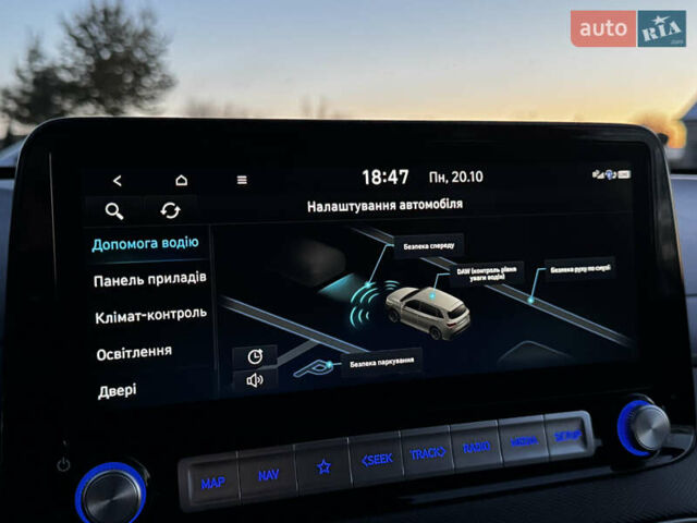 Серый Хендай Kona Electric, объемом двигателя 0 л и пробегом 80 тыс. км за 20700 $, фото 92 на Automoto.ua