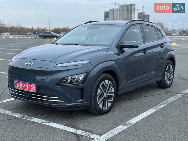 Сірий Хендай Kona Electric, об'ємом двигуна 0 л та пробігом 55 тис. км за 18500 $, фото 16 на Automoto.ua