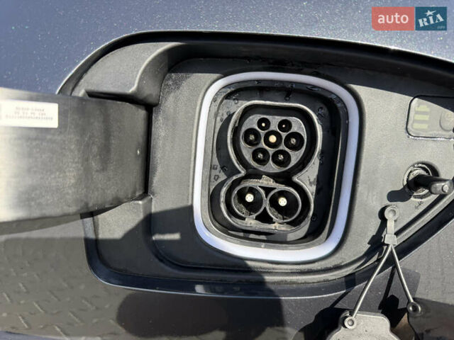 Сірий Хендай Kona Electric, об'ємом двигуна 0 л та пробігом 58 тис. км за 19300 $, фото 18 на Automoto.ua