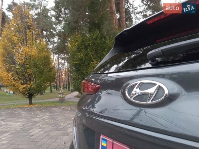 Сірий Хендай Kona Electric, об'ємом двигуна 0 л та пробігом 59 тис. км за 16890 $, фото 64 на Automoto.ua