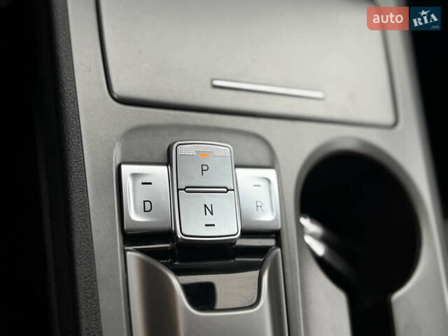 Сірий Хендай Kona Electric, об'ємом двигуна 0 л та пробігом 112 тис. км за 18999 $, фото 52 на Automoto.ua