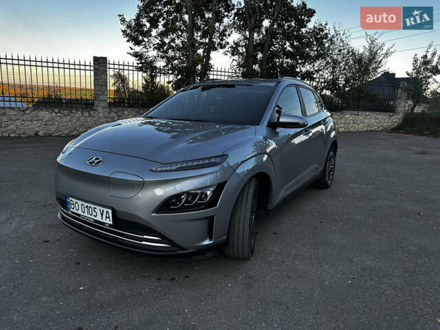 Серый Хендай Kona Electric, объемом двигателя 0 л и пробегом 55 тыс. км за 22000 $, фото 13 на Automoto.ua