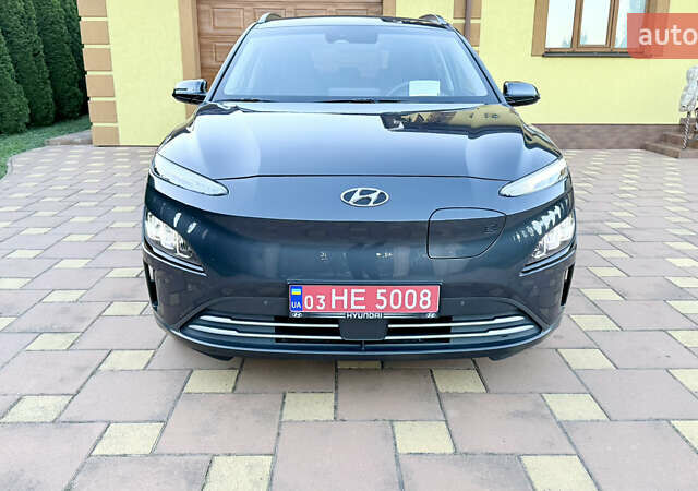 Сірий Хендай Kona Electric, об'ємом двигуна 0 л та пробігом 25 тис. км за 20600 $, фото 48 на Automoto.ua