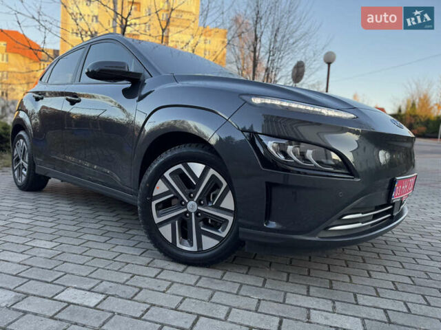 Сірий Хендай Kona Electric, об'ємом двигуна 0 л та пробігом 69 тис. км за 20700 $, фото 8 на Automoto.ua