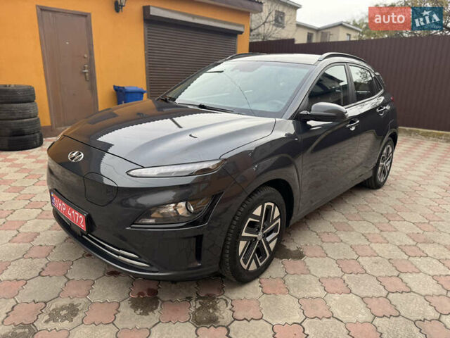 Сірий Хендай Kona Electric, об'ємом двигуна 0 л та пробігом 112 тис. км за 18999 $, фото 12 на Automoto.ua