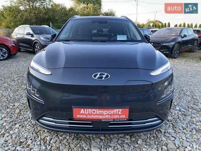 Серый Хендай Kona Electric, объемом двигателя 0 л и пробегом 115 тыс. км за 20600 $, фото 18 на Automoto.ua